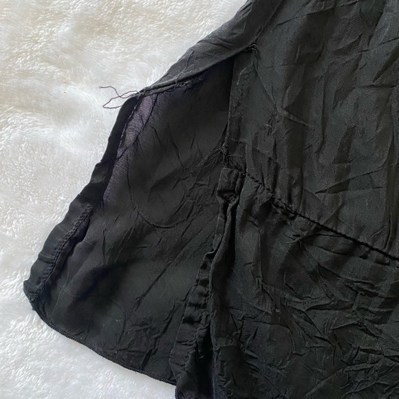 J. Jill Ruffle Black Top Size Medium - Picture 7 of 8